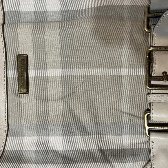 Burberry Womens Plaid Leather Top Shoulder Handbag Canvas Buckle Purse Cream - Picture 2 of 16